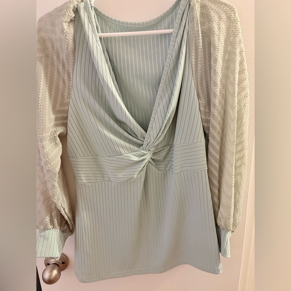 Elegant Mint Green Women's Top